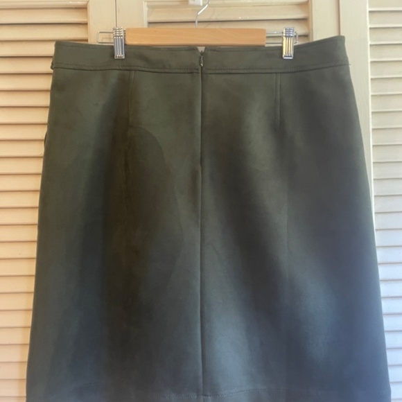 LOFT Faux Suede Button Tab Skirt - Picture 2 of 4